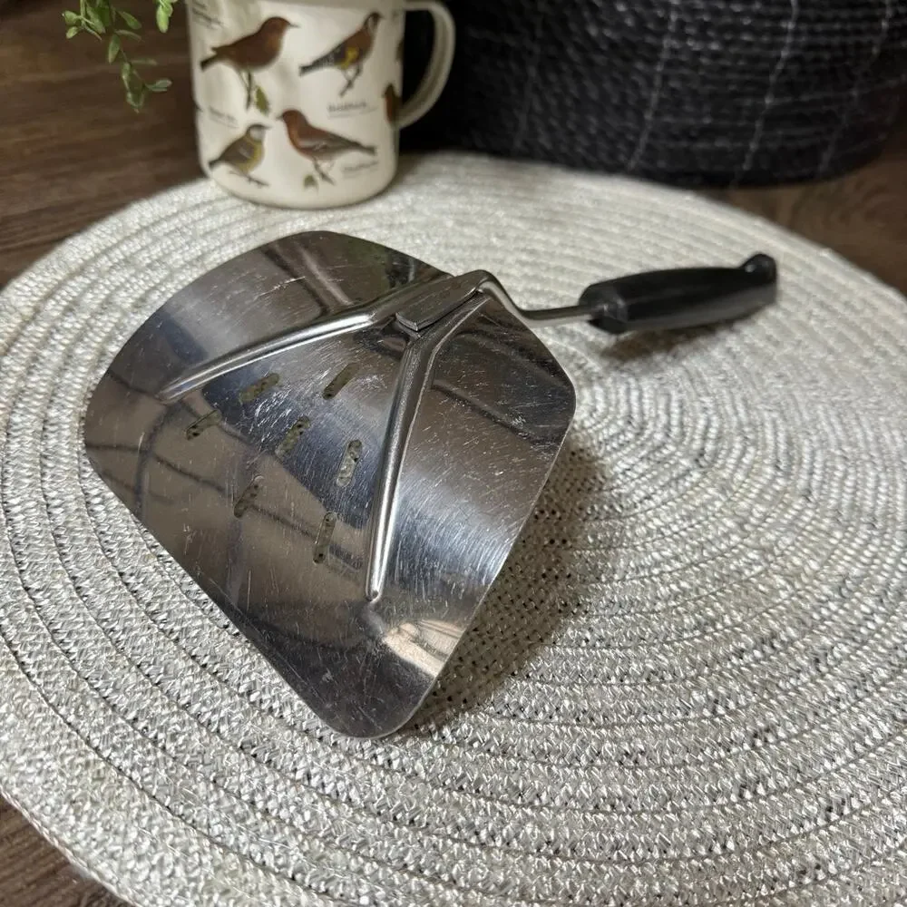Foley MPLS Spatula Flipper VTG Wide Slotted Curved Stainless Steel Turner MCM